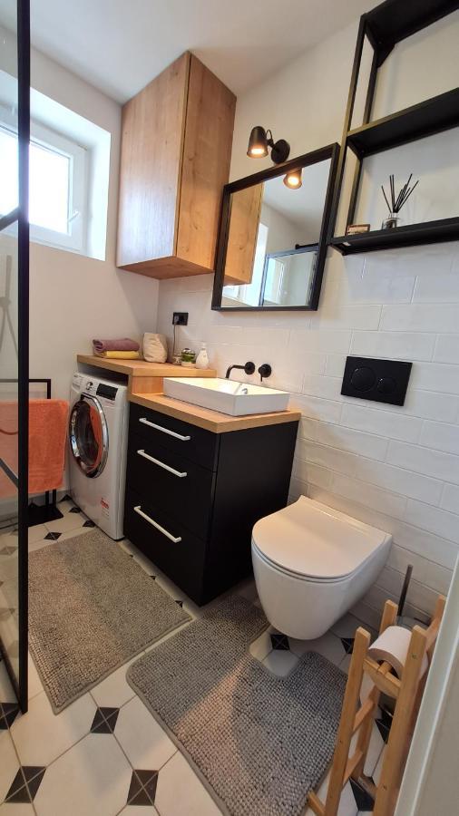 Ljubljanotti Apartman Ljubljana Kültér fotó